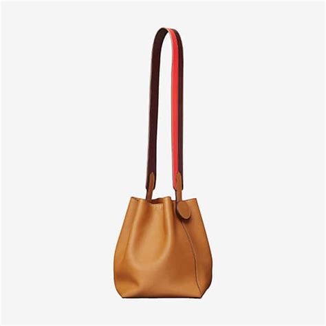 licol hermes 17 bag review|Hermes Licol Bucket Bag Reference Guide .